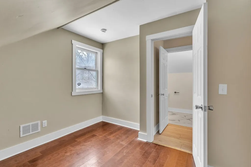 175 Thomas Drive Bristol VT 05443