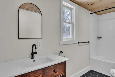 175 Thomas Drive Bristol VT 05443