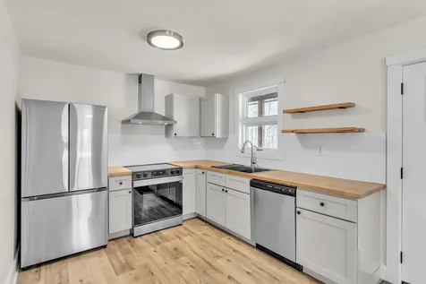 175 Thomas Drive Bristol VT 05443