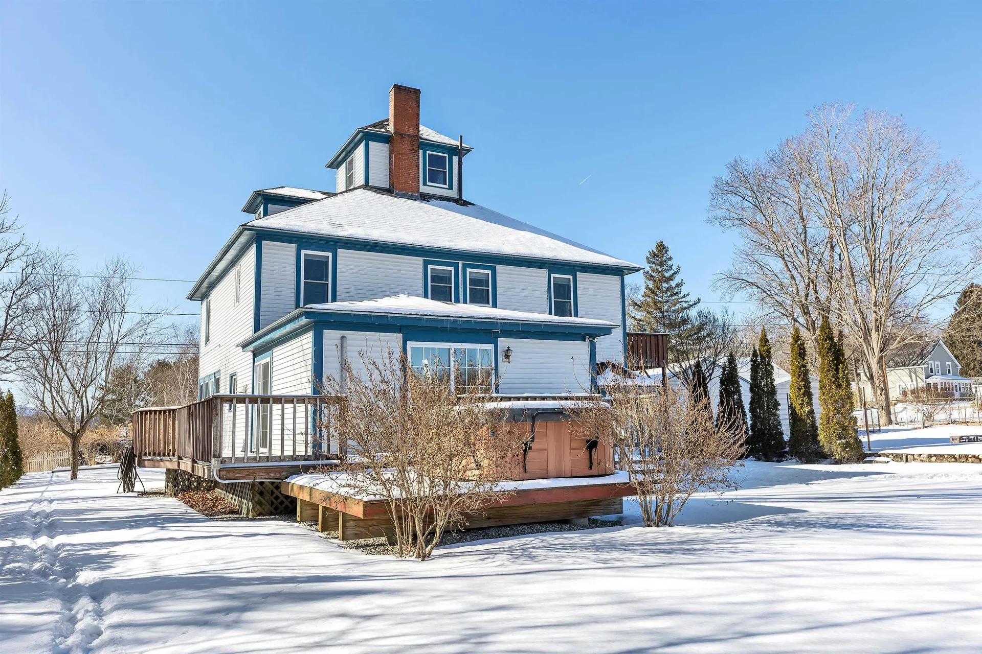 35 Clark Street Franklin NH 03235