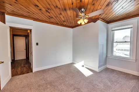 35 Clark Street Franklin NH 03235