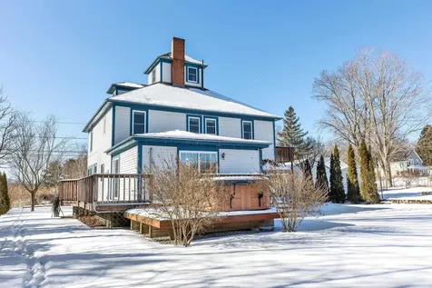 35 Clark Street Franklin NH 03235