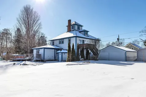 35 Clark Street Franklin NH 03235