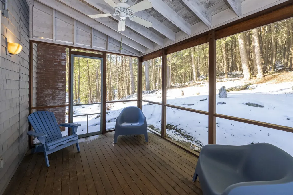 557 Willard Road Hartford VT 05059