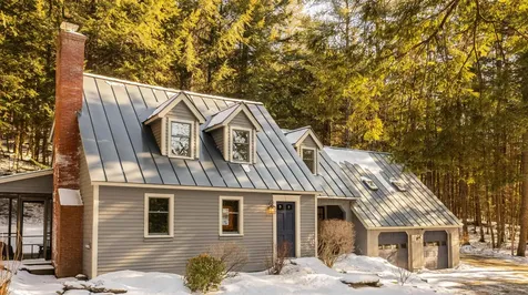 557 Willard Road Hartford VT 05059