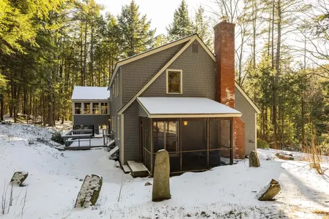 557 Willard Road Hartford VT 05059