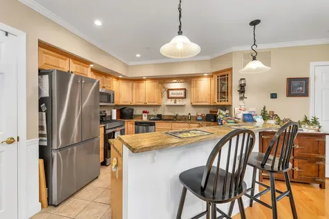3 Abbey Lane Meredith NH 03253
