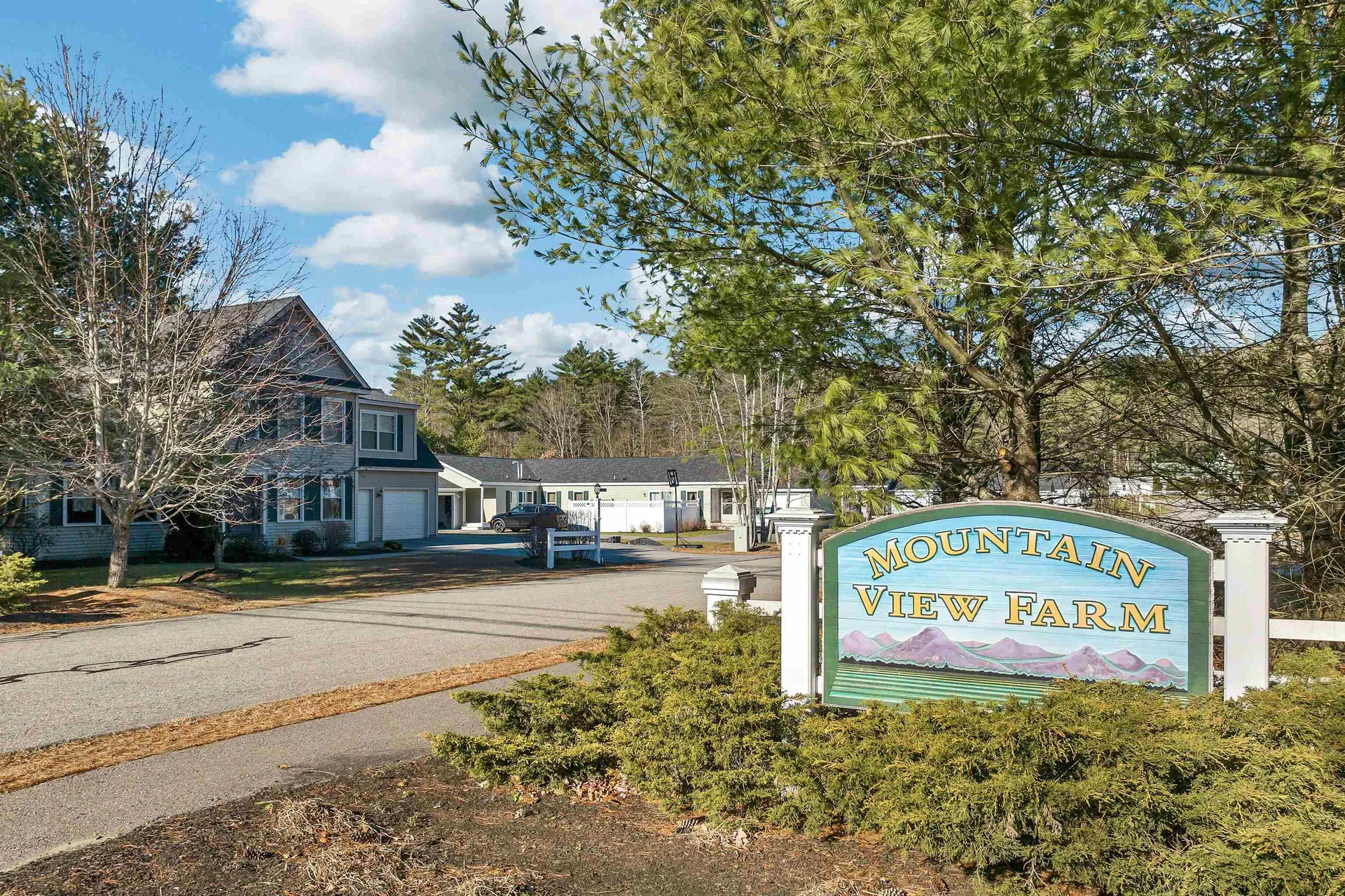 24-b Wildflower Lane Plymouth NH 03264