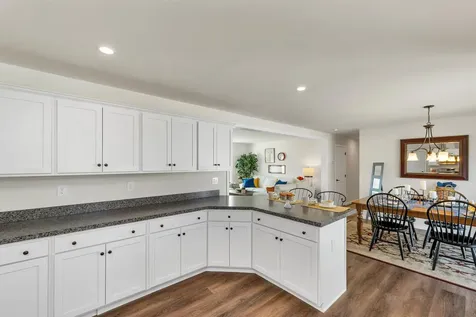 24-b Wildflower Lane Plymouth NH 03264