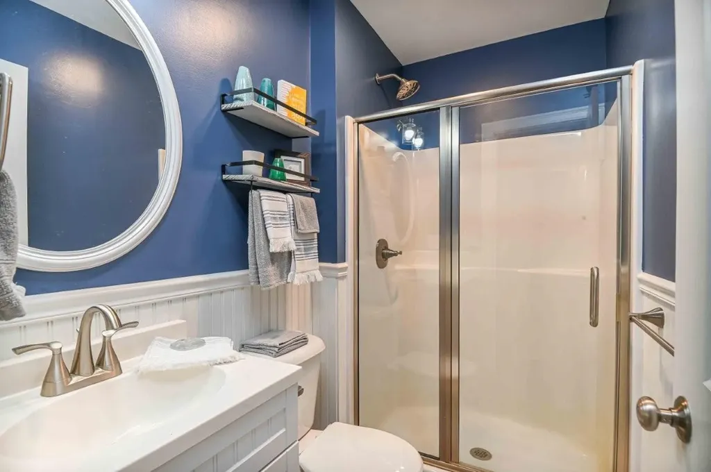 7 Dean Road York ME 03909