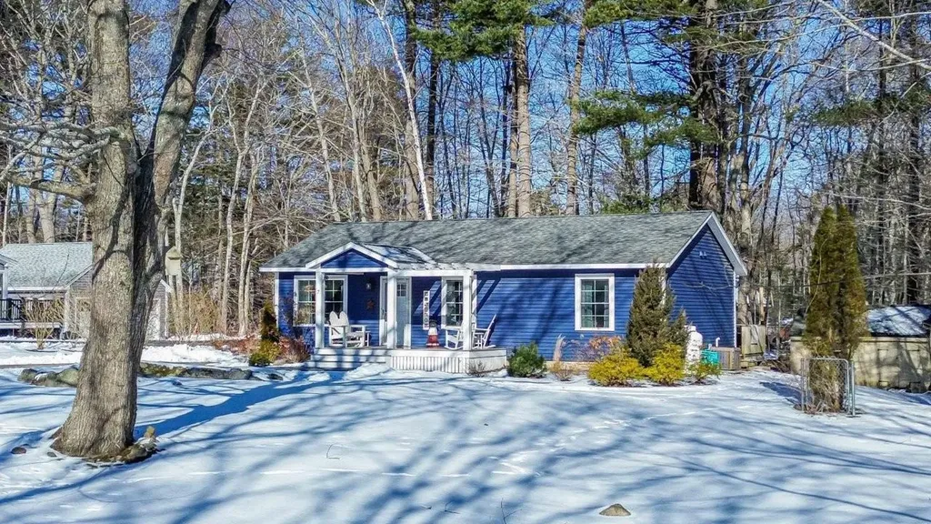 7 Dean Road York ME 03909