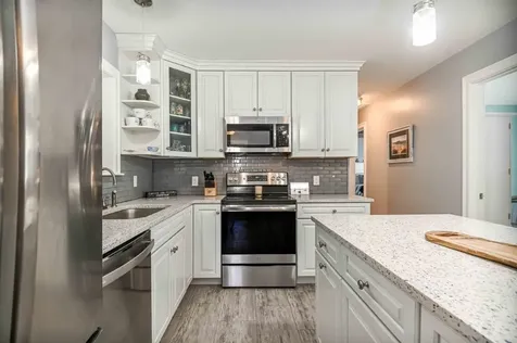 7 Dean Road York ME 03909