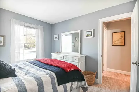 7 Dean Road York ME 03909