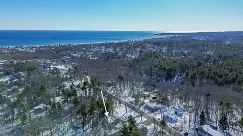 7 Dean Road York ME 03909