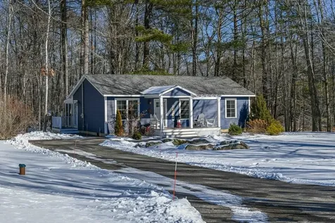 7 Dean Road York ME 03909