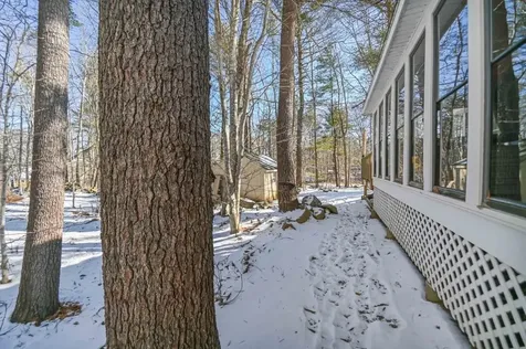 7 Dean Road York ME 03909