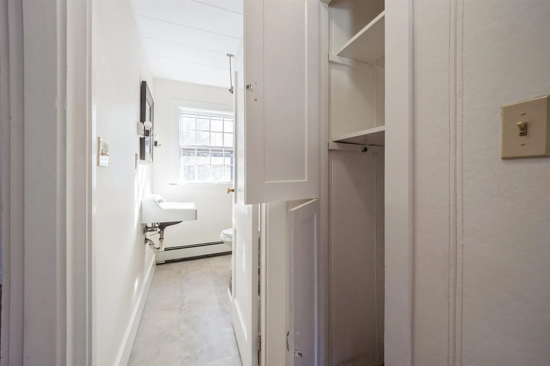 186 Naticook Road Merrimack NH 03054