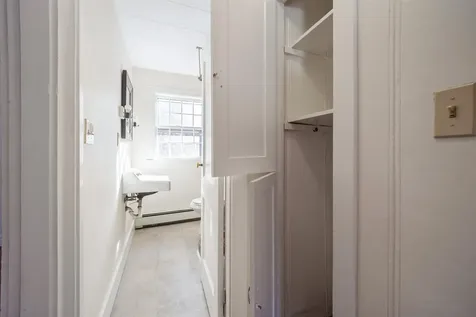 186 Naticook Road Merrimack NH 03054