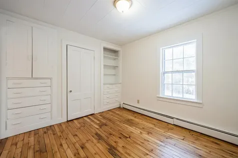 186 Naticook Road Merrimack NH 03054