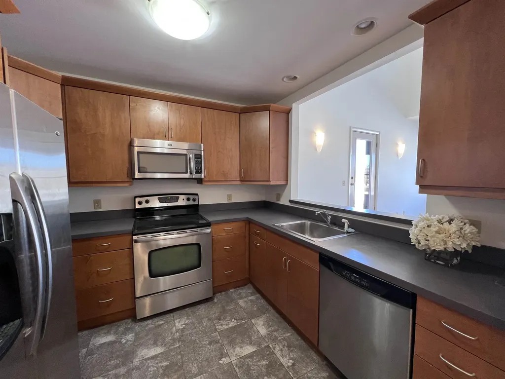 153 Water Street Exeter NH 03833