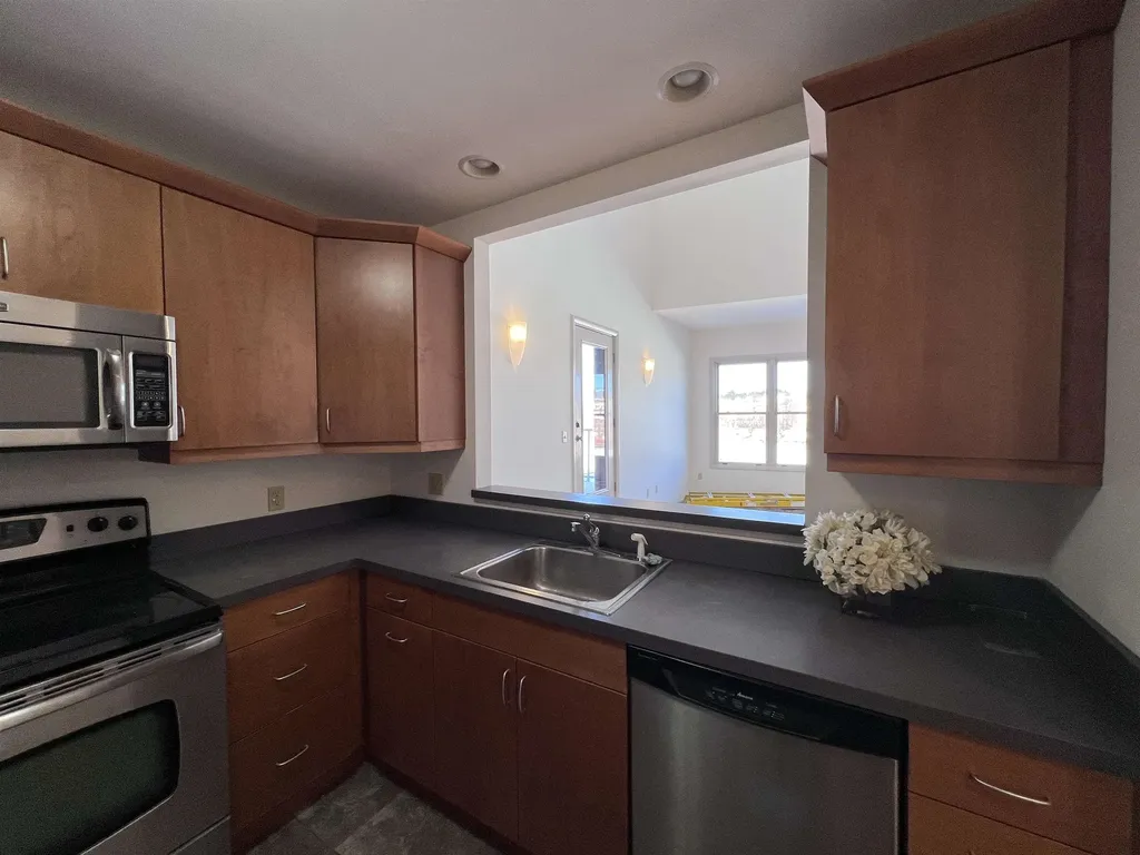 153 Water Street Exeter NH 03833