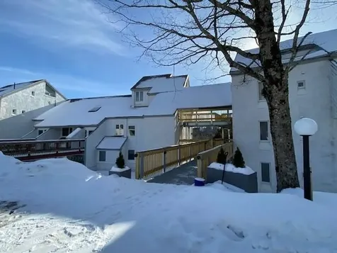 42 Lower Phase Road Warren VT 05674