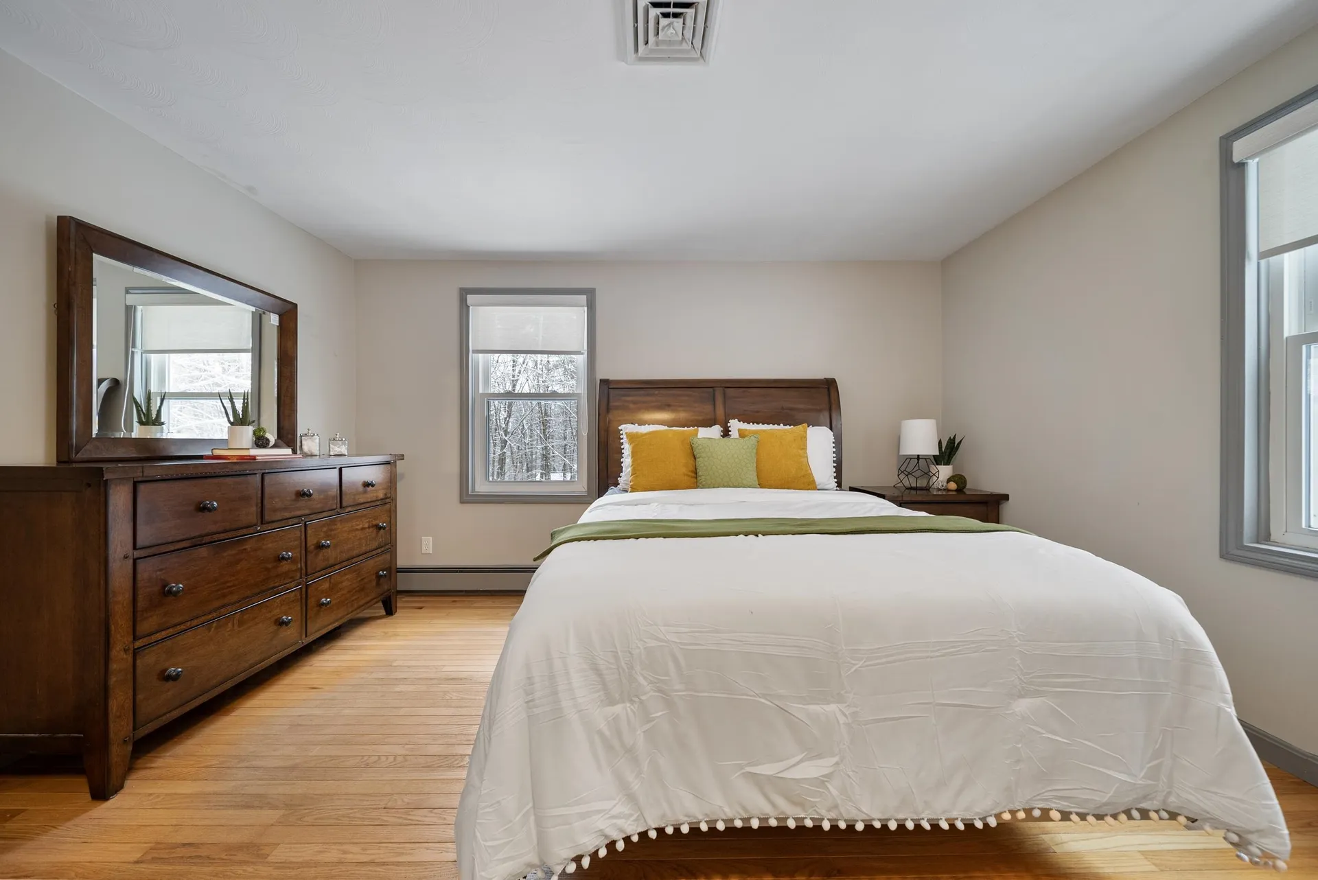 17 Shelly Drive Derry NH 03038