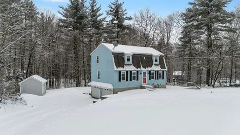 17 Shelly Drive Derry NH 03038