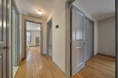 17 Shelly Drive Derry NH 03038