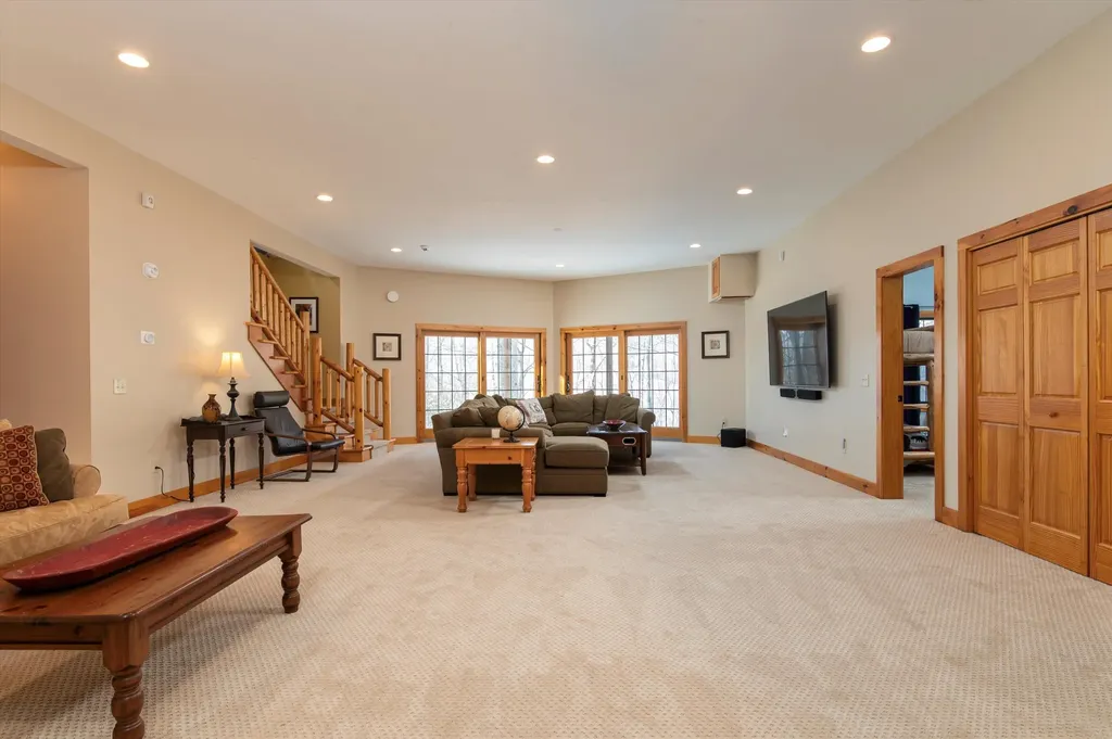 239 Harrier Way Plymouth VT 05056