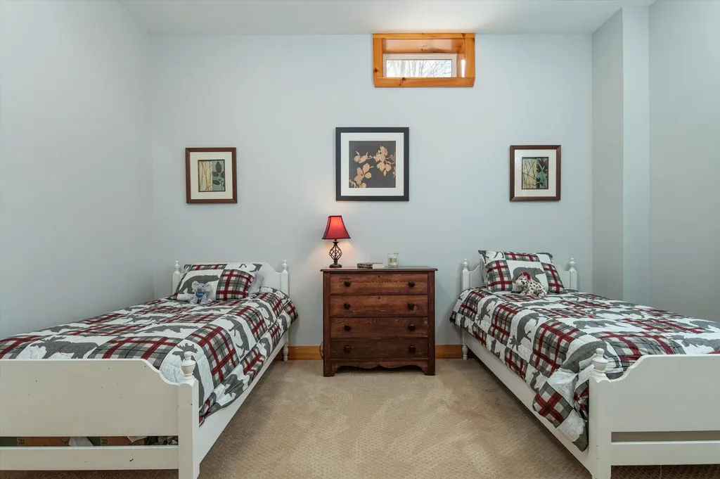 239 Harrier Way Plymouth VT 05056