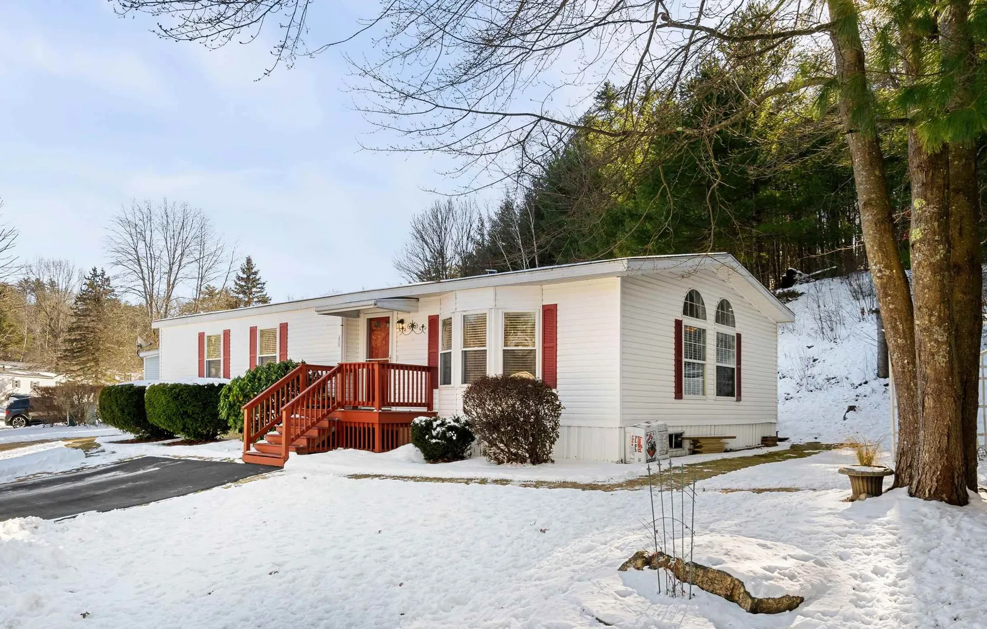 40 Zachary Drive Hooksett NH 03106