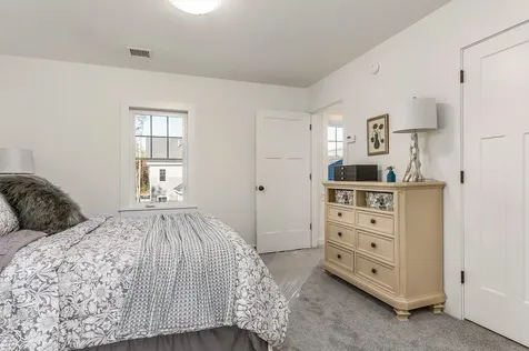 39 Cascade Circle Kennebunk ME 04043
