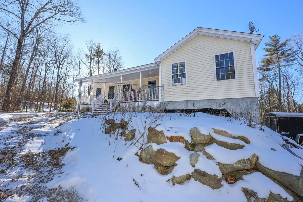 125 Berry Road Milton NH 03852