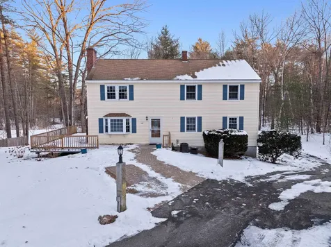 132 Goodhue Road Derry NH 03038