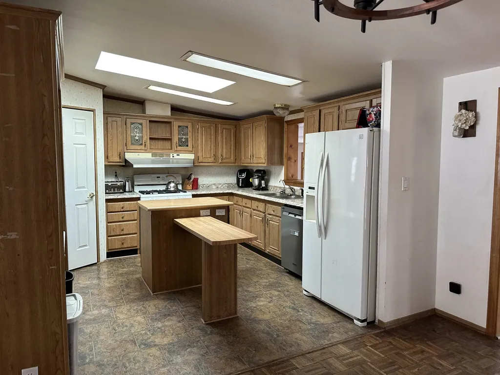 275 Hemenway Road Bridport VT 05734