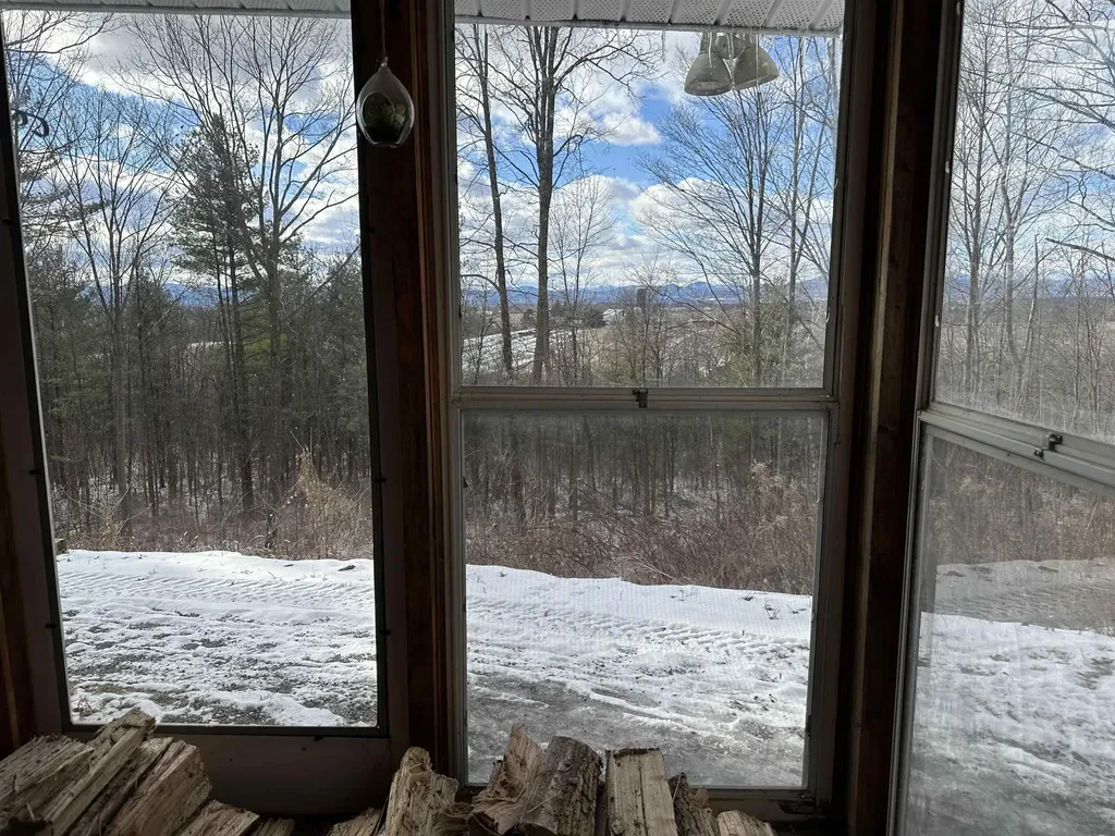 275 Hemenway Road Bridport VT 05734