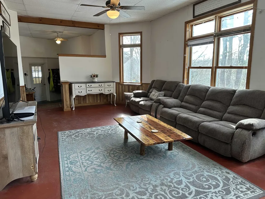 275 Hemenway Road Bridport VT 05734