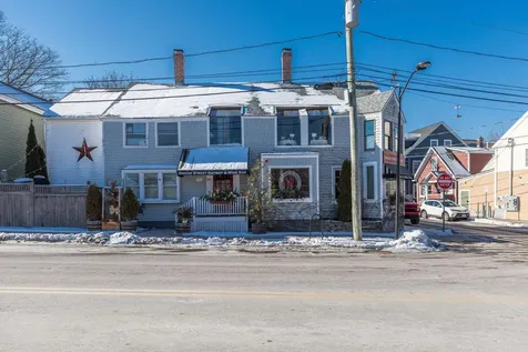 64 Bridge Street Portsmouth NH 03801