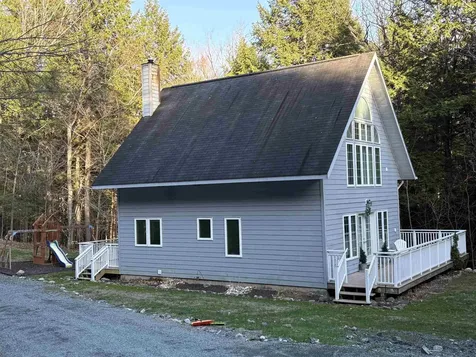 259 Jay Hill Road Hartford VT 05059