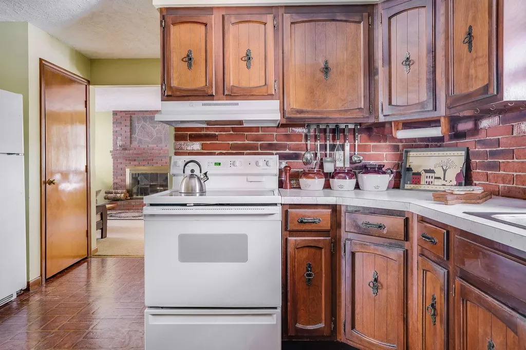 20 Constance Street Merrimack NH 03054