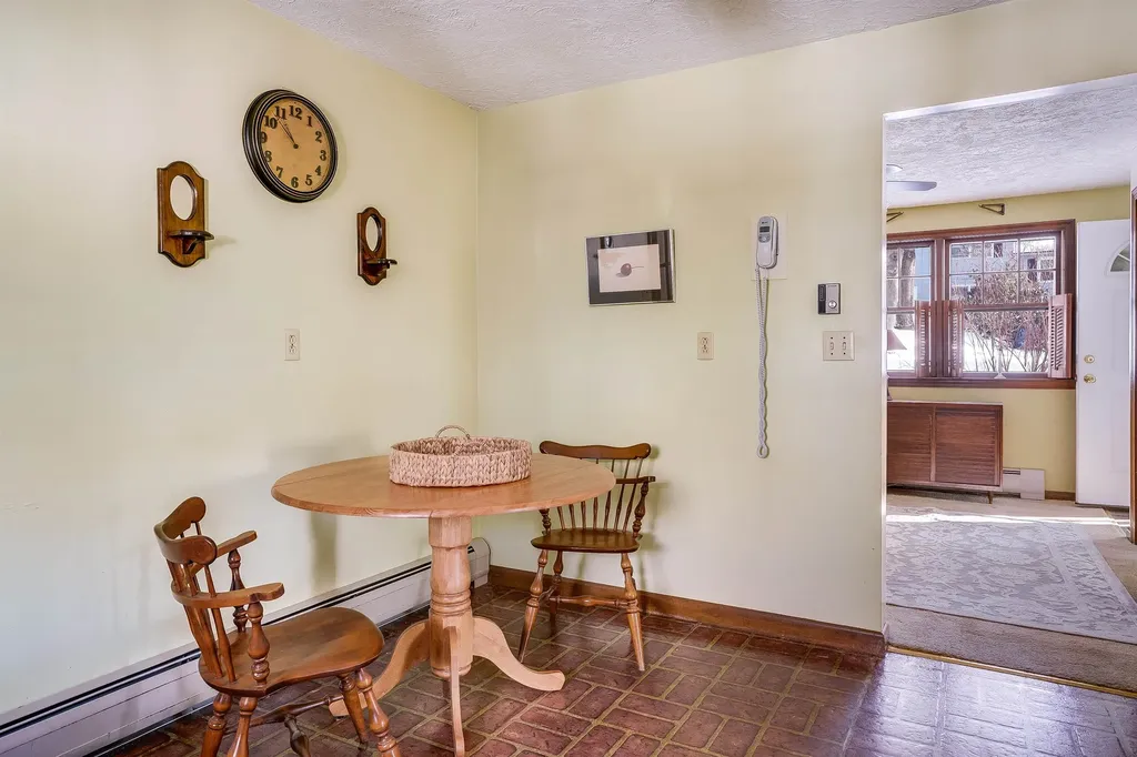 20 Constance Street Merrimack NH 03054