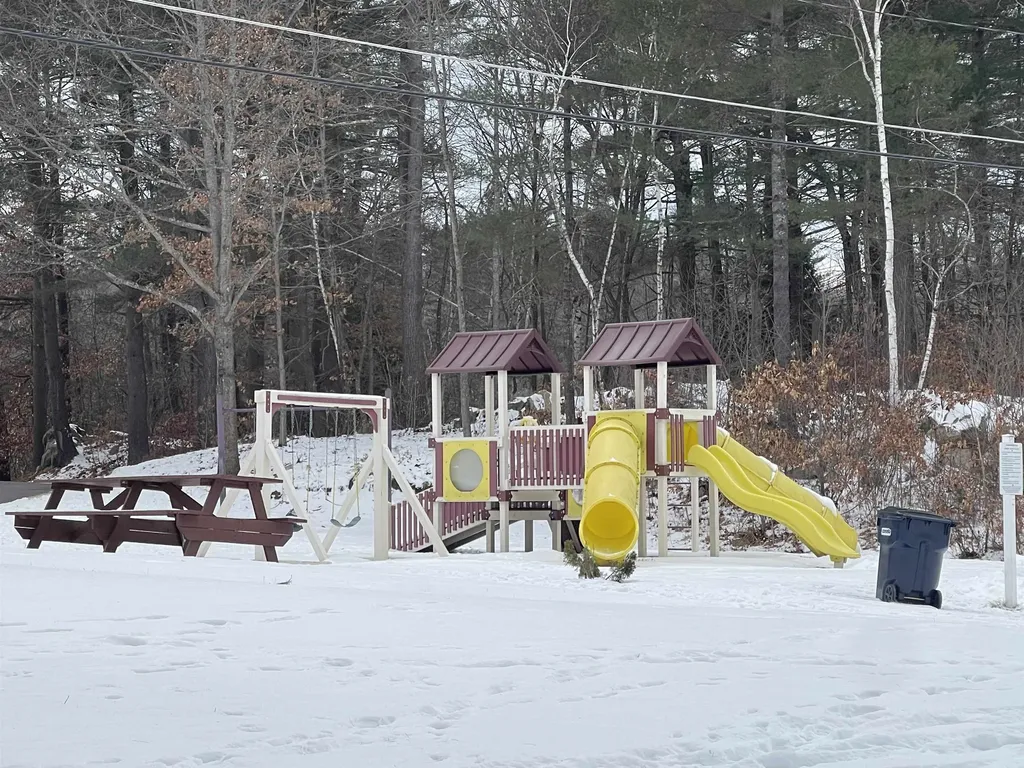 32 Fullam Circle Allenstown NH 03275