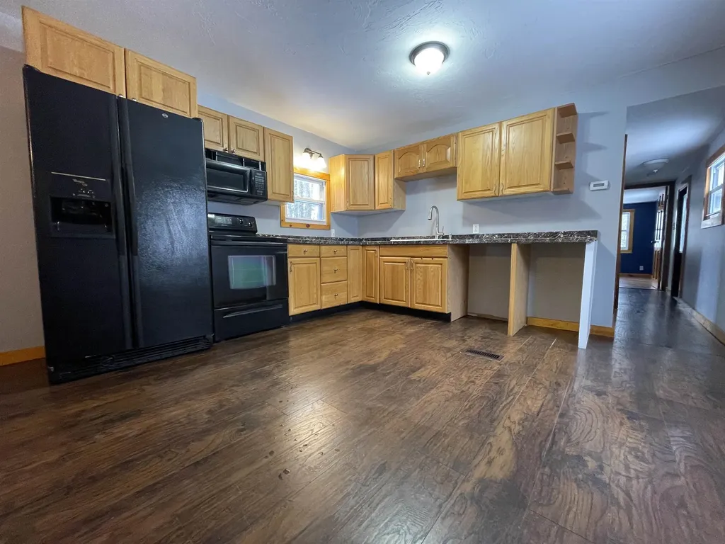 32 Fullam Circle Allenstown NH 03275