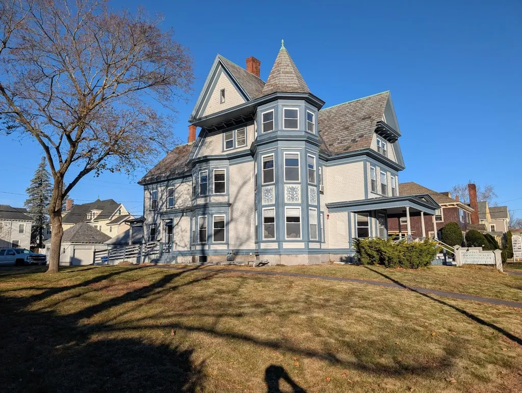 708 Pine Street Manchester NH 03104