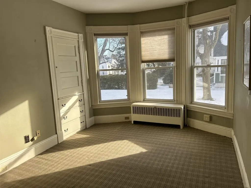 708 Pine Street Manchester NH 03104