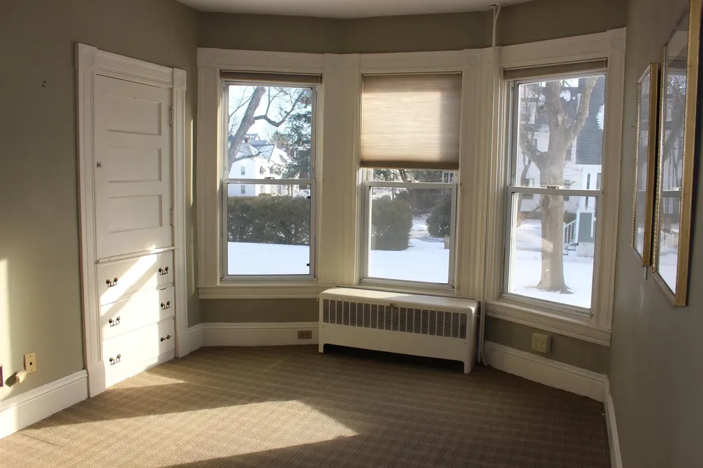 708 Pine Street Manchester NH 03104