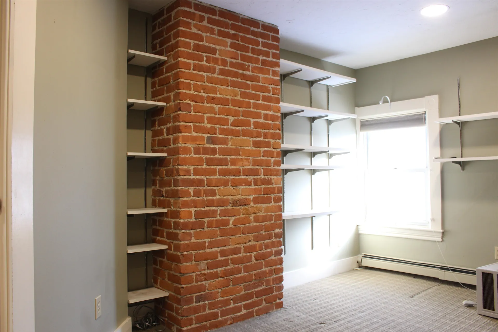 708 Pine Street Manchester NH 03104