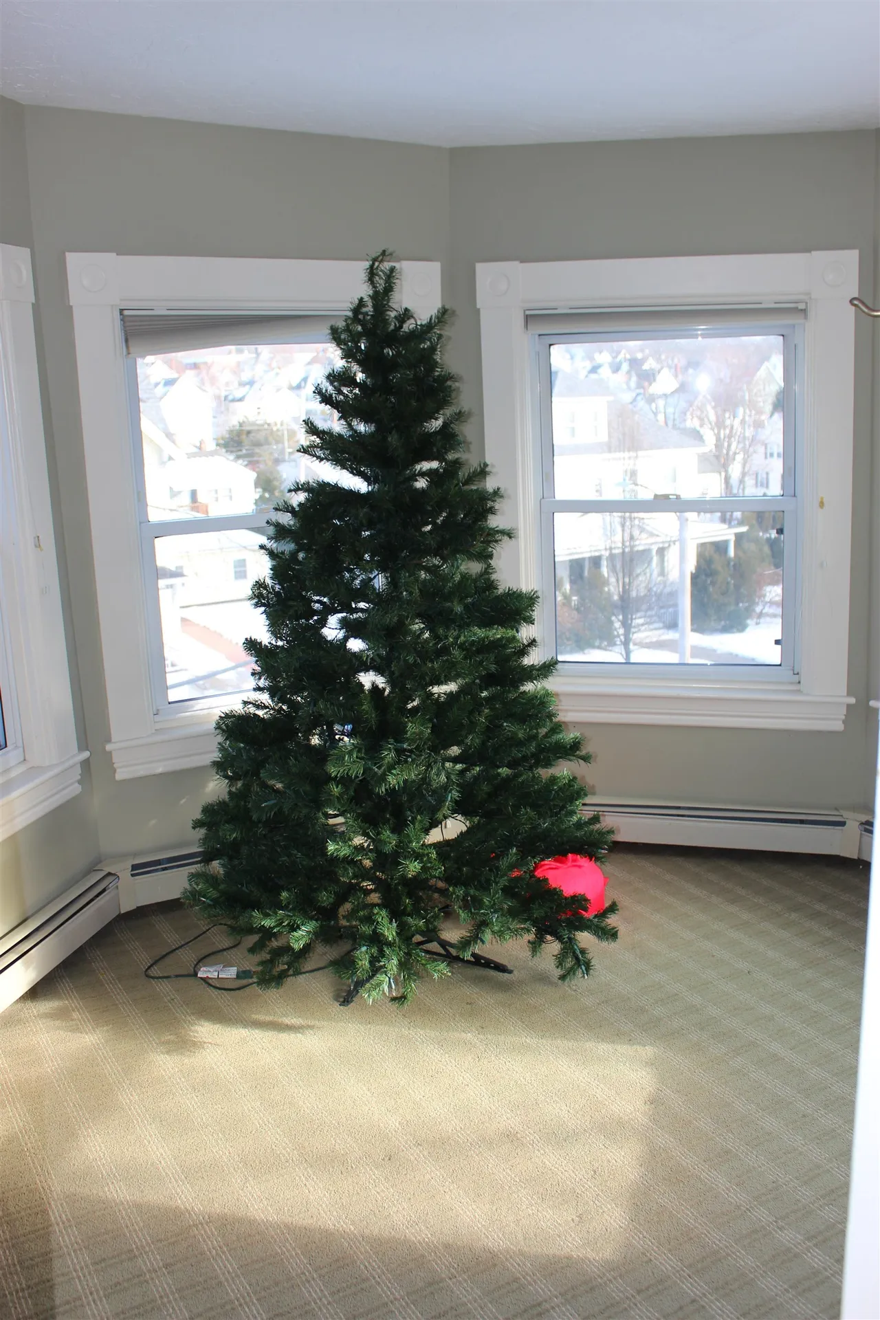 708 Pine Street Manchester NH 03104