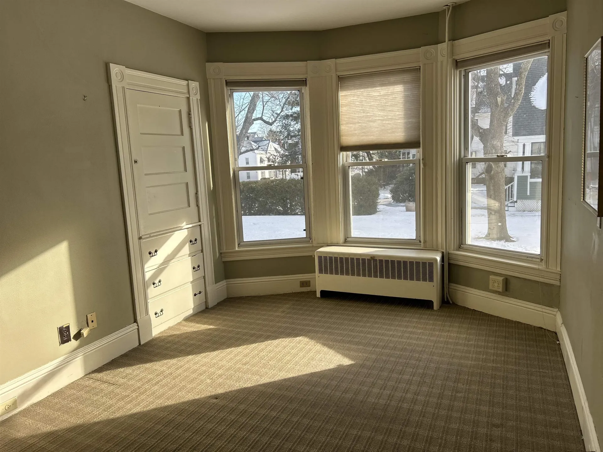 708 Pine Street Manchester NH 03104